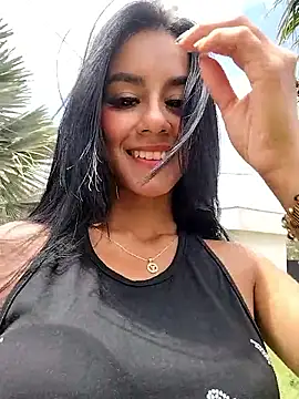 Juliana Xander online show from September 22, 2025, 3:47 pm