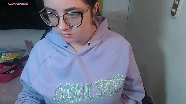 KrystalAdams online show from April 1, 2026, 2:14 pm