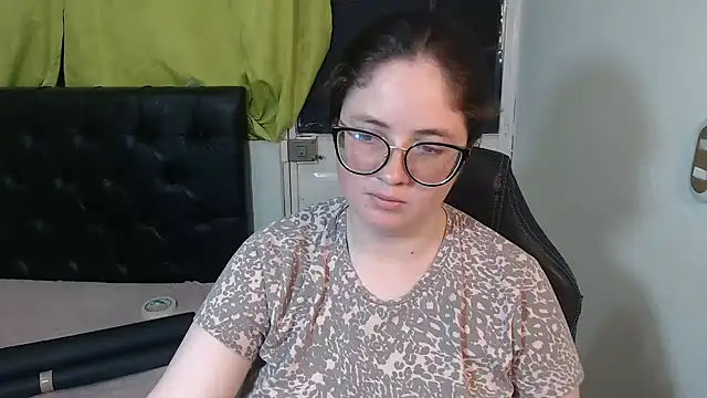 KrystalAdams online show from April 18, 2026, 8:20 pm