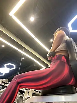 Ninazhang online show from November 2, 2025, 2:58 am