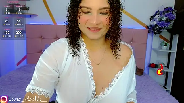 Snapshot of Luna_blackk chatting on November 30, 2025, 9:08 pm Luna blackk online show from November 30, 2025, 9:08 pm