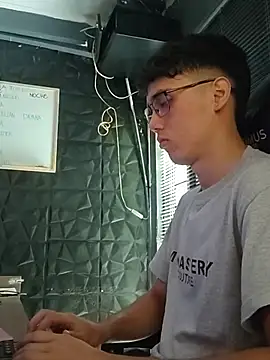 Snapshot of jacobs_shelby chatting on November 17, 2025, 2:23 pm jacobs shelby online show from November 17, 2025, 2:23 pm