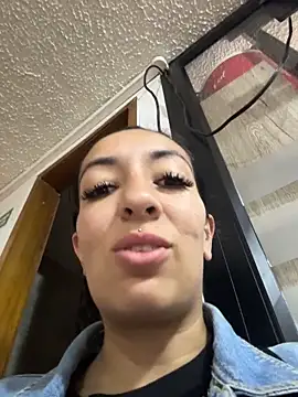 Snapshot of SALOME_KORLAND chatting on October 30, 2025, 12:28 pm SALOME KORLAND online show from October 30, 2025, 12:28 pm