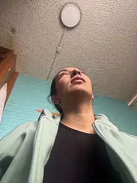 Snapshot of SALOME_KORLAND chatting on October 31, 2025, 1:12 pm SALOME KORLAND online show from October 31, 2025, 1:12 pm