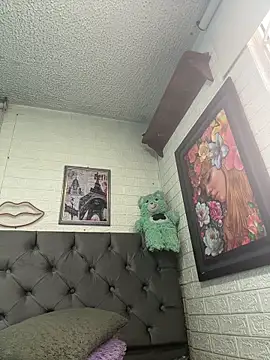 SALOME KORLAND online show from February 6, 2026, 5:05 pm