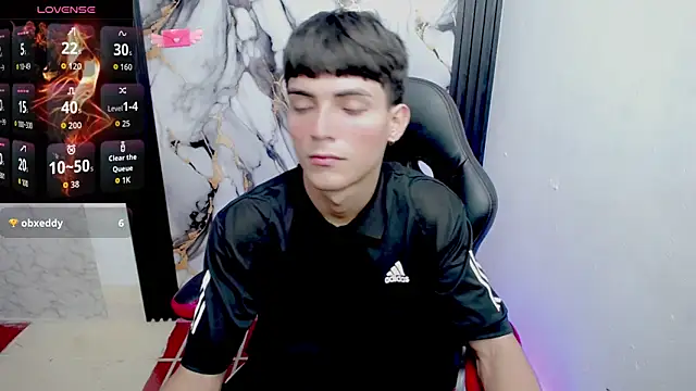 Thommy cute online show from December 5, 2025, 2:31 am