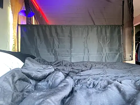 Snapshot of lilthicky352 chatting on November 5, 2025, 8:42 pm lilthicky352 online show from November 5, 2025, 8:42 pm