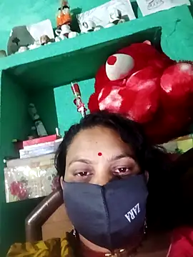 Snapshot of SHWETA1180 chatting on February 18, 2026, 11:11 pm SHWETA1180 online show from February 18, 2026, 11:11 pm