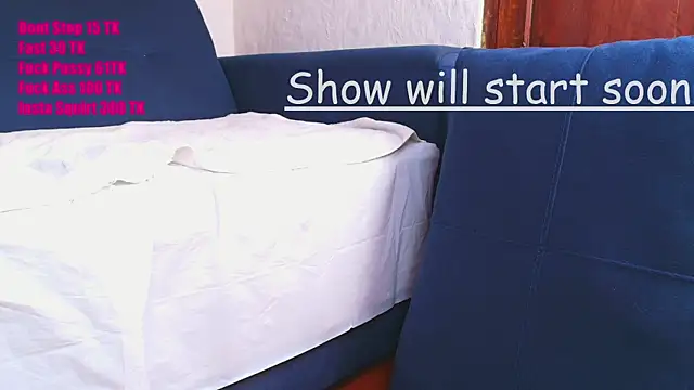 couplelove543 online show from October 20, 2025, 5:35 pm