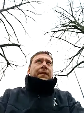 Snapshot of Alessio1987 chatting on February 5, 2026, 9:25 am Alessio1987 online show from February 5, 2026, 9:25 am