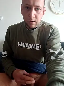 Snapshot of Alessio1987 chatting on February 28, 2026, 11:00 am Alessio1987 online show from February 28, 2026, 11:00 am