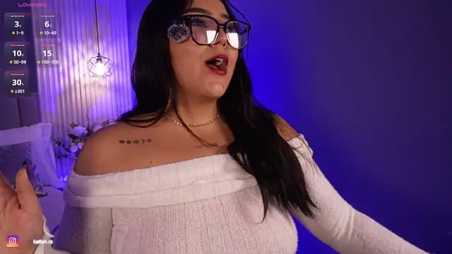 KatlynRous online show from March 28, 2026, 7:13 pm