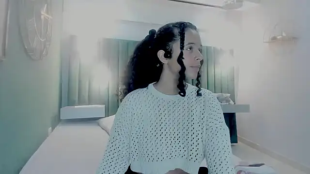 Sweet Lucyy online show from September 28, 2025, 4:18 am
