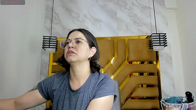 Luciifeer  online show from December 20, 2025, 4:25 pm