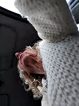 clarabell4 online show from November 25, 2025, 7:52 am