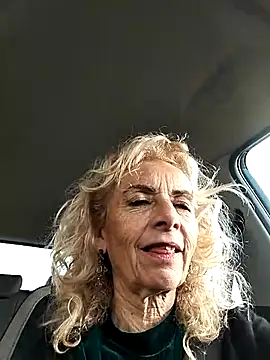 clarabell4 online show from March 3, 2026, 7:36 am