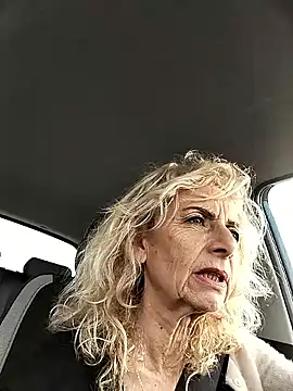 clarabell4 online show from March 4, 2026, 7:47 am