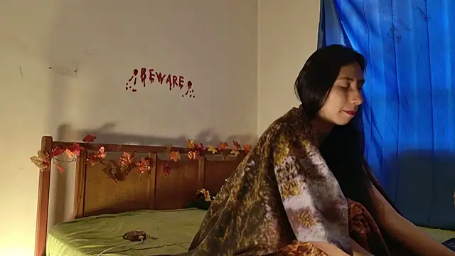  MoonLipson  online show from November 10, 2025, 1:10 pm