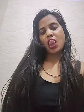 cute radhikaa online show from June 15, 2026, 5:04 pm