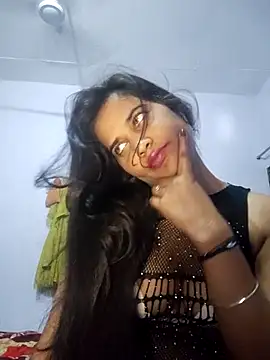 cute radhikaa online show from July 9, 2026, 9:13 am