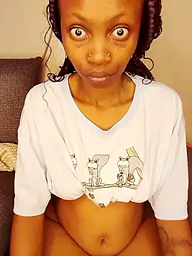 SeffieLucy online show from September 9, 2025, 7:52 am