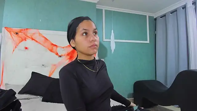 ania gomez online show from October 26, 2025, 12:55 pm