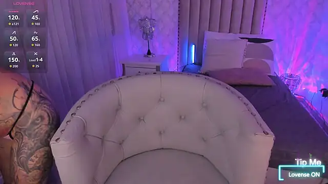 Yourwishisme val online show from November 18, 2025, 3:34 am