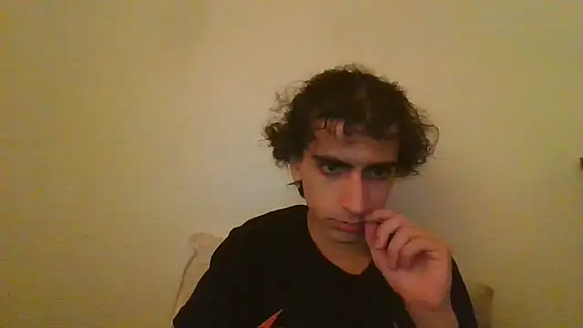 foxyboyy online show from March 28, 2026, 3:39 am