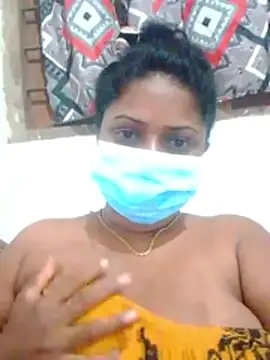 boosypussy online show from April 24, 2026, 10:23 pm