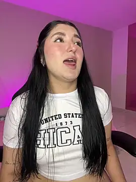 Snapshot of Celestee69 chatting on December 14, 2025, 8:02 pm Celestee69 online show from December 14, 2025, 8:02 pm