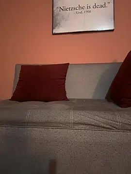 franciscommx online show from November 12, 2025, 2:23 am