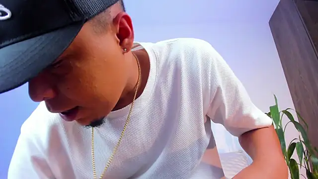 Snapshot of asmodeo_33 chatting on February 13, 2026, 6:09 am asmodeo 33 online show from February 13, 2026, 6:09 am