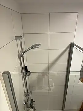 Snapshot of Bikergirl_97 chatting on November 26, 2025, 1:12 pm Bikergirl 97 online show from November 26, 2025, 1:12 pm