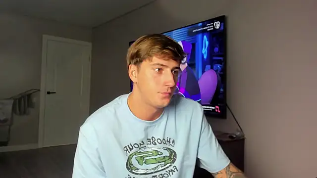 DaniHort online show from January 9, 2026, 1:14 pm