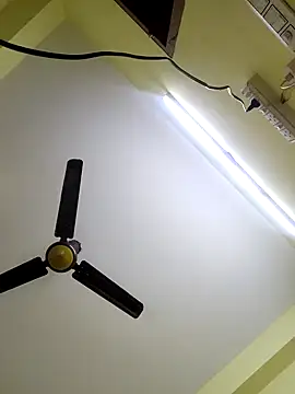 Snapshot of radhika2 chatting on November 14, 2025, 7:01 pm radhika2 online show from November 14, 2025, 7:01 pm