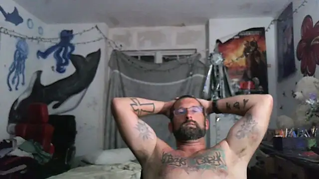 ladi3sfirst online show from October 4, 2025, 6:33 am