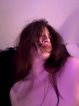 ScarletBloom  online show from November 16, 2025, 5:29 pm