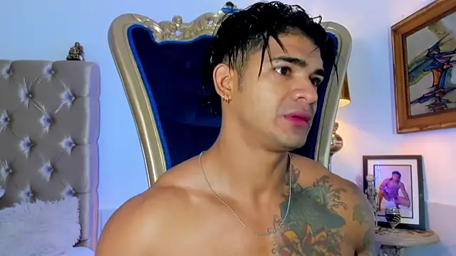 antonio  444 online show from September 18, 2025, 9:55 am