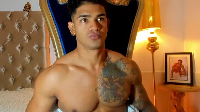 antonio  444 online show from October 21, 2025, 10:27 am