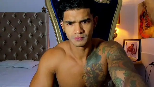 antonio  444 online show from December 5, 2025, 12:25 pm