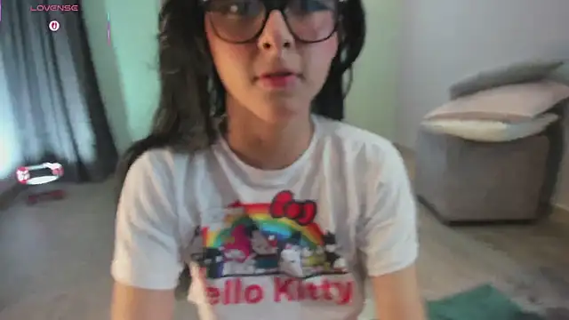 Snapshot of Blue_Sixx chatting on December 3, 2025, 10:19 pm Blue Sixx online show from December 3, 2025, 10:19 pm