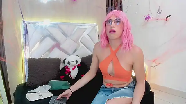 karen matwell online show from October 30, 2025, 2:29 pm