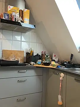 SweetTeenGirl online show from September 29, 2025, 10:31 am