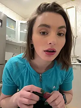 Snapshot of ZariaFlame chatting on February 5, 2026, 10:03 pm ZariaFlame online show from February 5, 2026, 10:03 pm