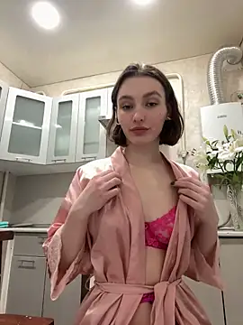 Snapshot of ZariaFlame chatting on February 13, 2026, 9:00 pm ZariaFlame online show from February 13, 2026, 9:00 pm