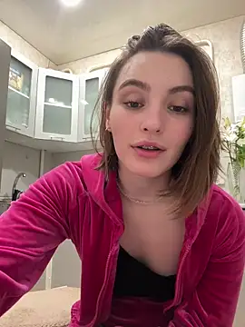 Snapshot of ZariaFlame chatting on February 15, 2026, 10:39 pm ZariaFlame online show from February 15, 2026, 10:39 pm