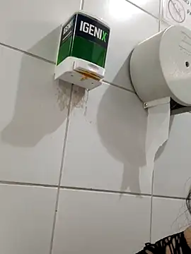 francheskaaaaaaaa22ot online show from October 23, 2025, 5:33 pm