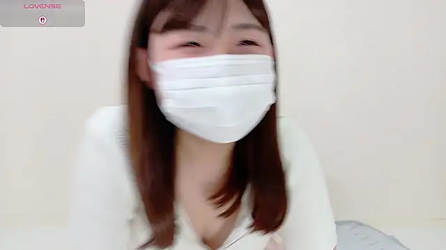 mana-chan online show from October 7, 2025, 9:17 am