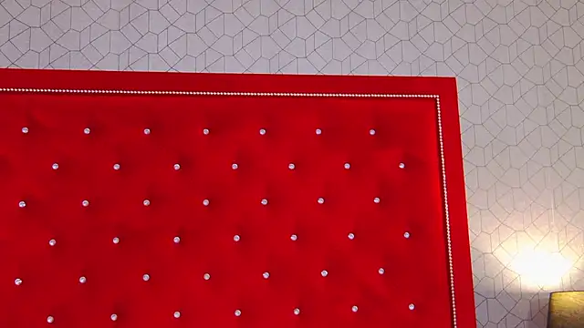 Ellsa Jean  online show from December 19, 2025, 3:13 am