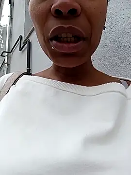 Flacidas online show from November 1, 2025, 9:00 am